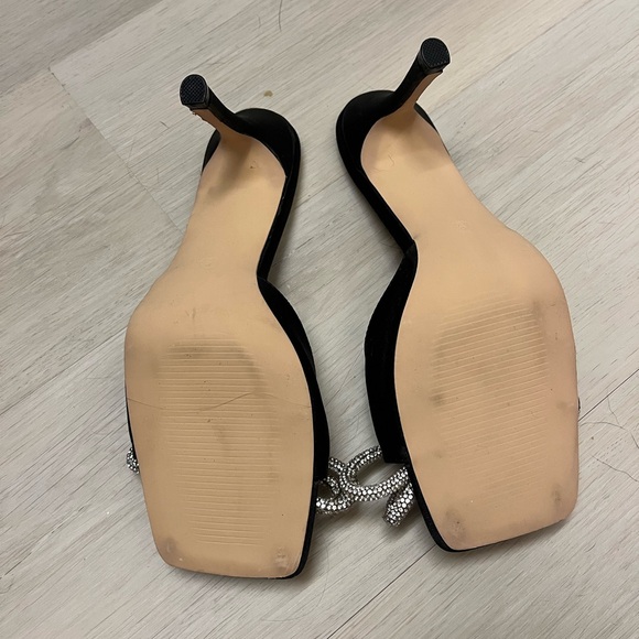 Kitten Heel Black Women's Shoes with Rhinestone Bow - Picture 3 of 3